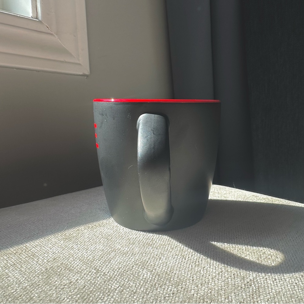 BITE Beauty Branded Ceramic Black and Red Coffee Tea Mug (Rare + Discontinued) - Picture 3 of 8